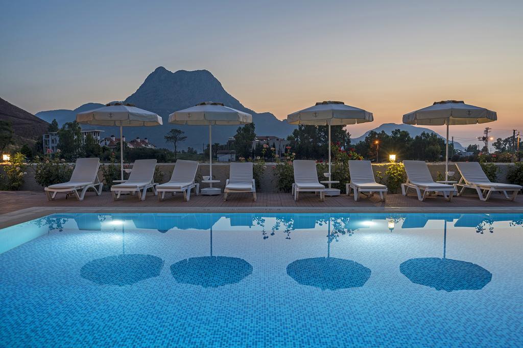 Hotel Otto Palace 3*